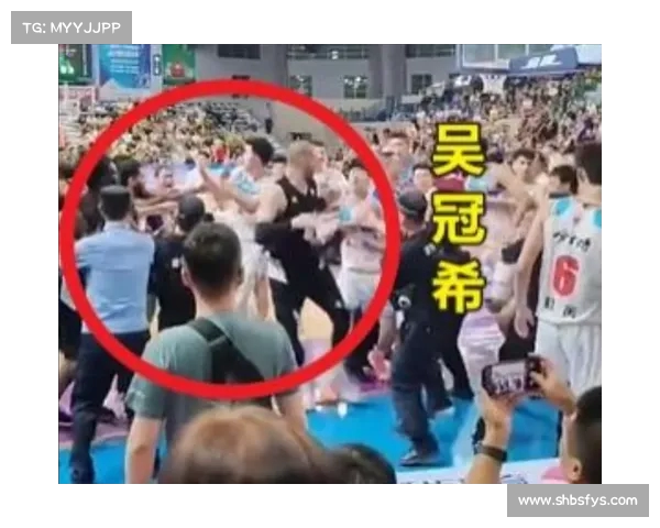 热身赛激烈冲突爆发大规模群殴 五名球员遭罚下场 热身赛激烈冲突爆发大规模群殴 五名球员遭罚下场